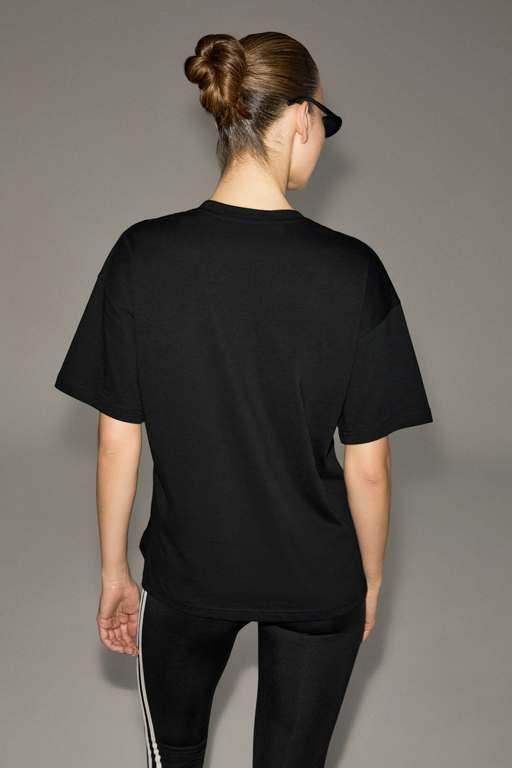 NAYSA Kadın %100 Organik Pamuk Relaxed Fit Yırtmaçlı Yuvarlak Yakalı Siyah T-Shirt