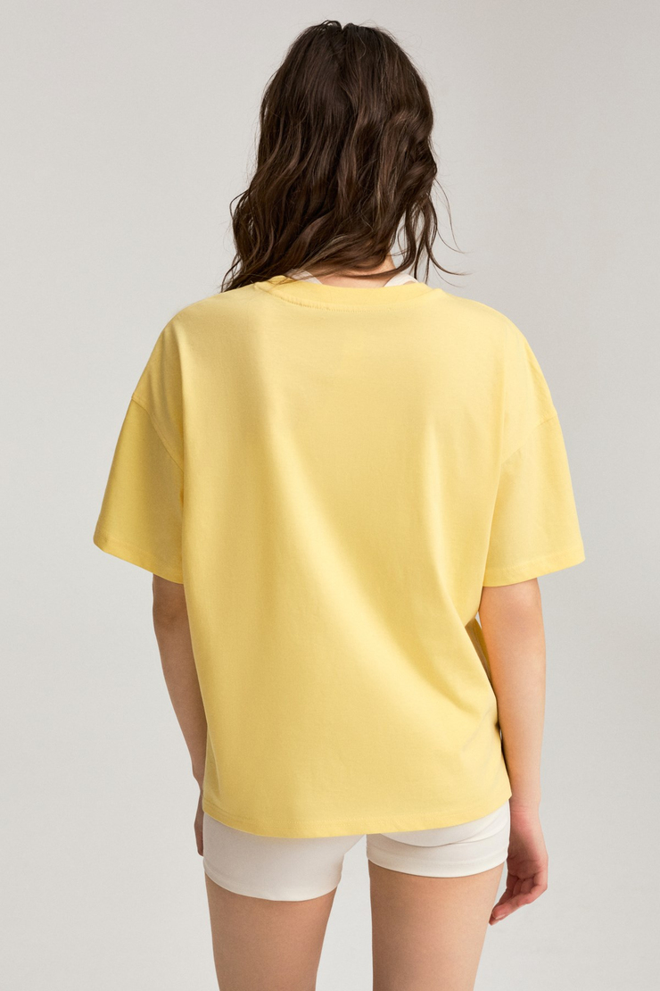 NAYSA Kadın %100 Organik Pamuk Relaxed Fit Yırtmaçlı Yuvarlak Yakalı Sarı T-Shirt