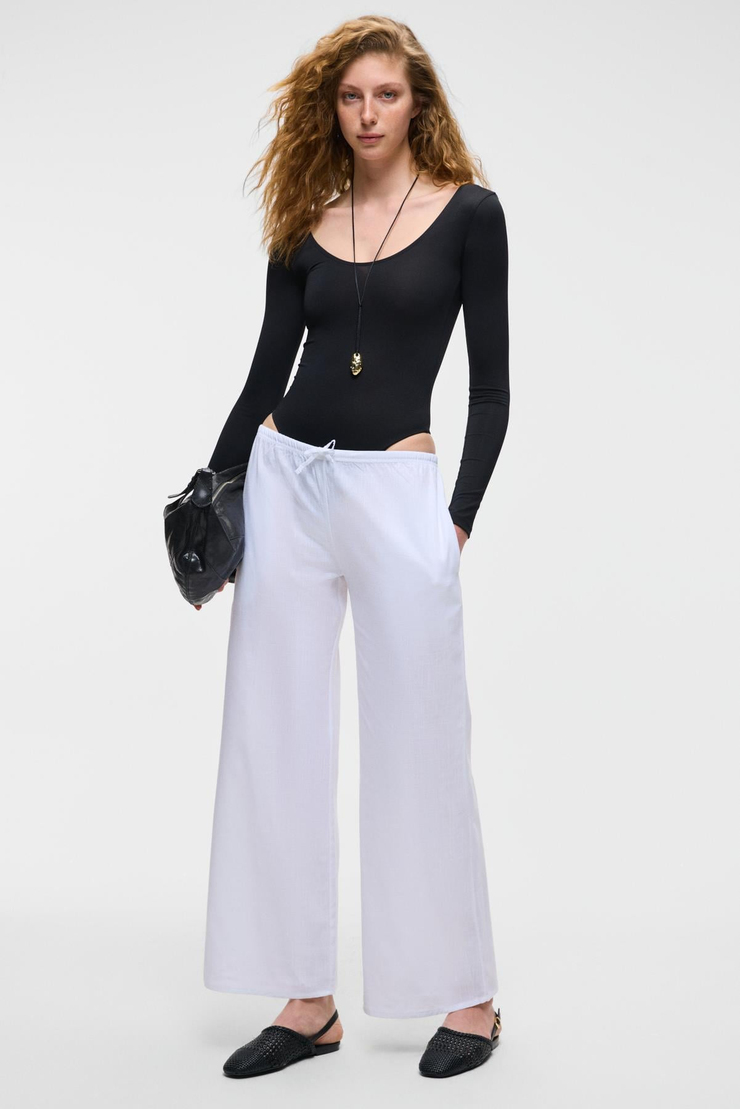 NEILGEN Kadın Slim Havuz Yaka Çıtçıtlı İnce Uzun Siyah Bodysuit