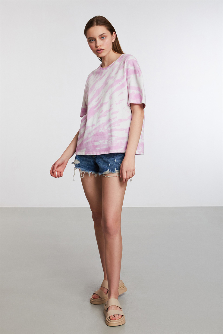 Nıgerıa Kadın Pembe Batik Yuvarlak Yaka Comfort Fit T-Shirt