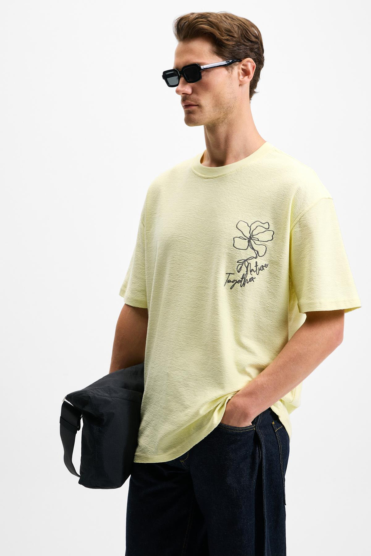 OURFLOW Erkek Nakış Detaylı %100 Organik Pamuk Bisiklet Yaka Kısa Kollu Oversize Sarı T-Shirt