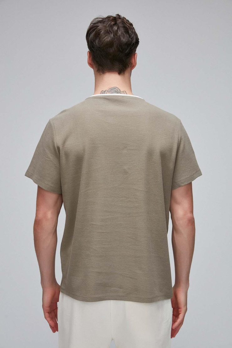 PARKER Yuvarlak Yakalı Çift Yaka Görünümlü Kısa Kollu Waffle Kumaşlı Haki T-Shirt