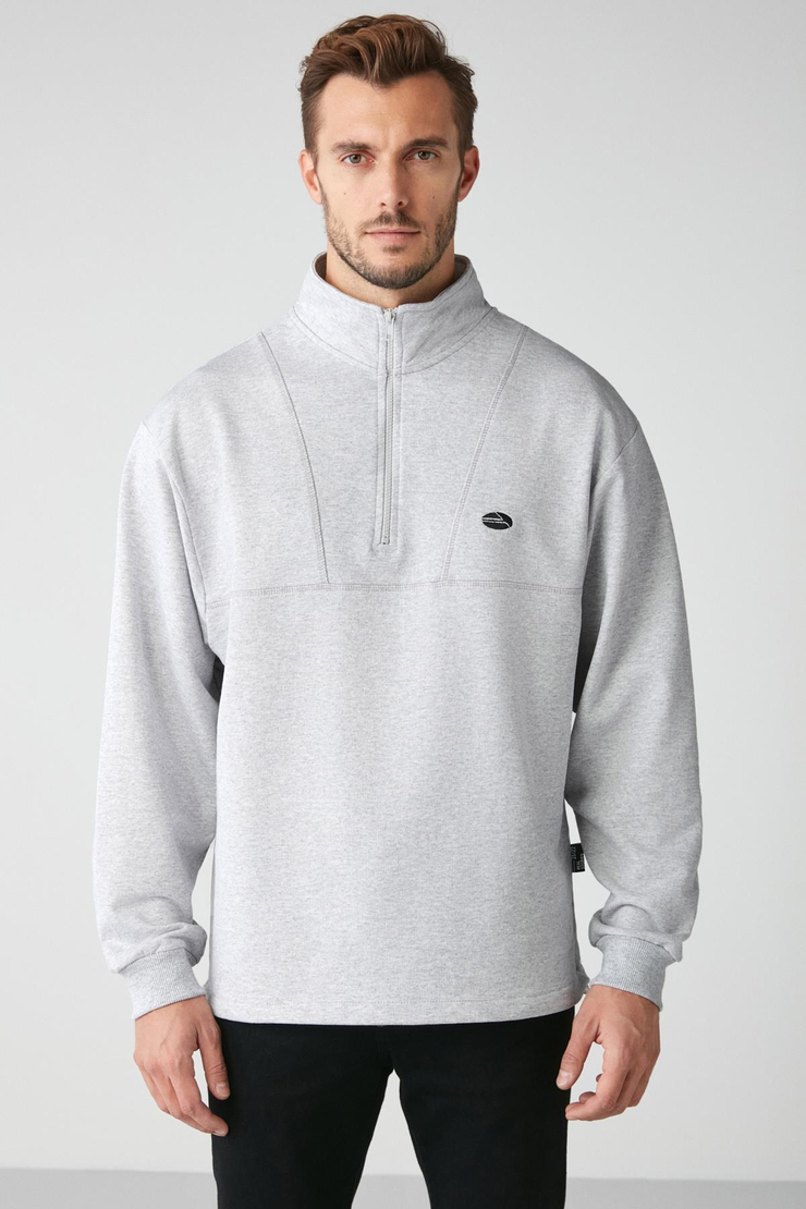 RADIANT Erkek %100 Organik Pamuk Nakış Detaylı Yarım Fermuarlı Dik Yakalı Grimelanj Sweatshirt