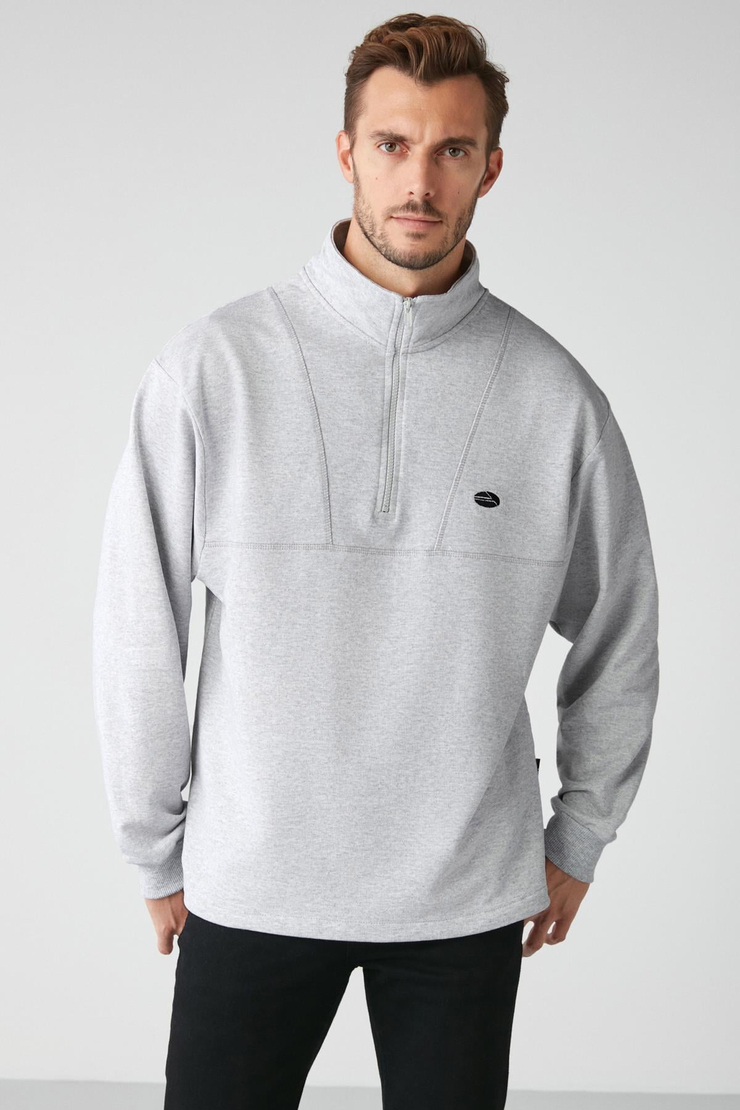 RADIANT Erkek %100 Organik Pamuk Nakış Detaylı Yarım Fermuarlı Dik Yakalı Grimelanj Sweatshirt