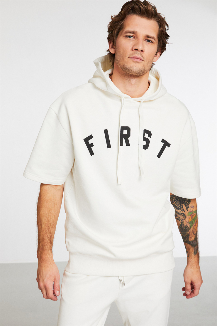 RELEGATE Erkek Ekru Baskılı Kapüşonlu Relaxed Fit Sweatshirt