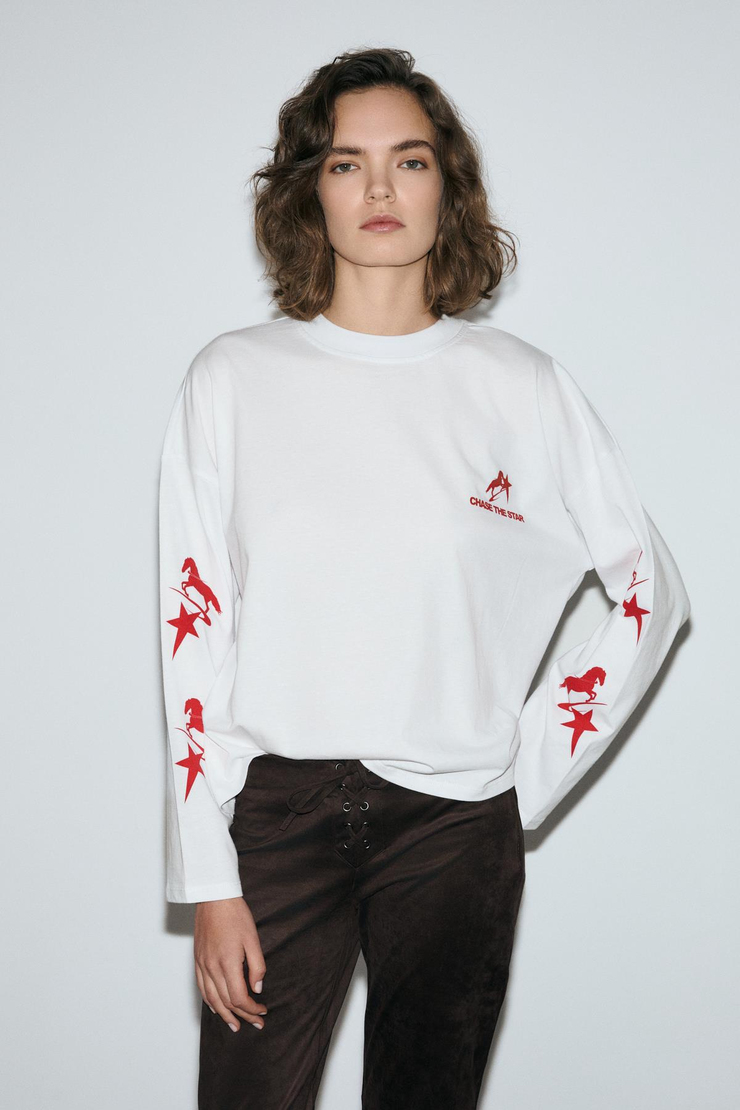RIVOLYN Kadın Yumuşak Kumaşlı Baskı Detaylı Oversize Uzun Kollu Beyaz T-Shirt