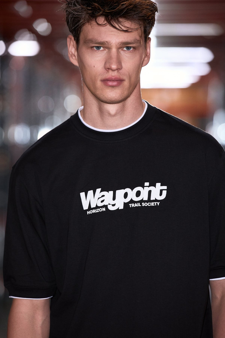 ROUGH Erkek %100 Organik Pamuklu Kontrast Biyeli Baskı Detaylı Regular Fit Siyah T-Shirt
