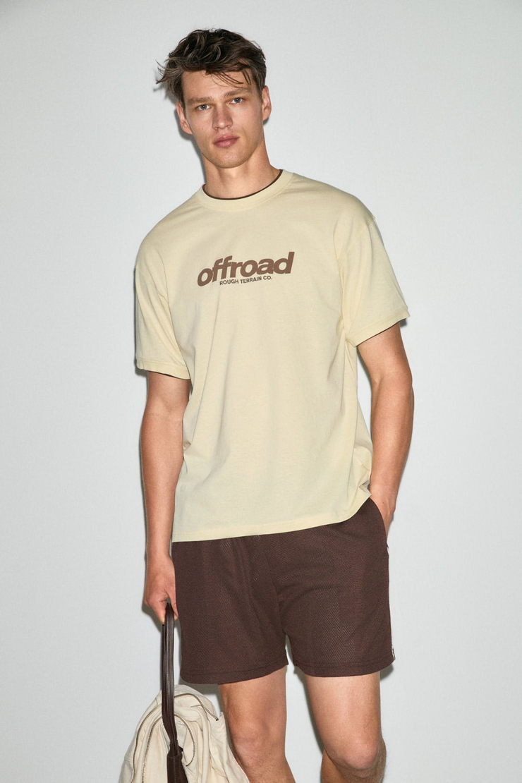ROUGH Erkek %100 Organik Pamuklu Kontrast Biyeli Baskı Detaylı Regular Fit Sarı T-Shirt