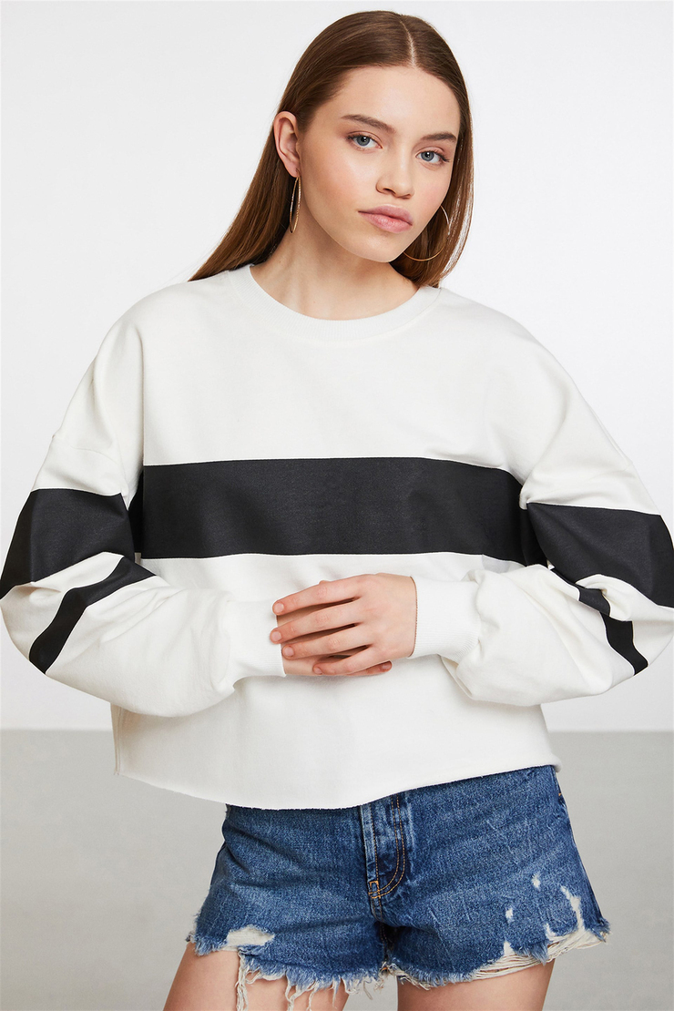 SUGAR Kadın Siyah Çizgili Yuvarlak Yaka Comfort Fit Sweatshirt