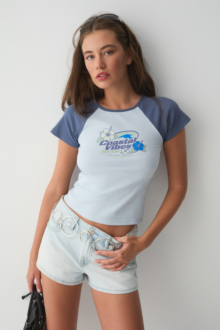 SURFER Kadın Yumuşak Ve Esnek Kumaşlı Kontrast Renkli Baskı Detaylı Mavi-Lacivert T-Shirt