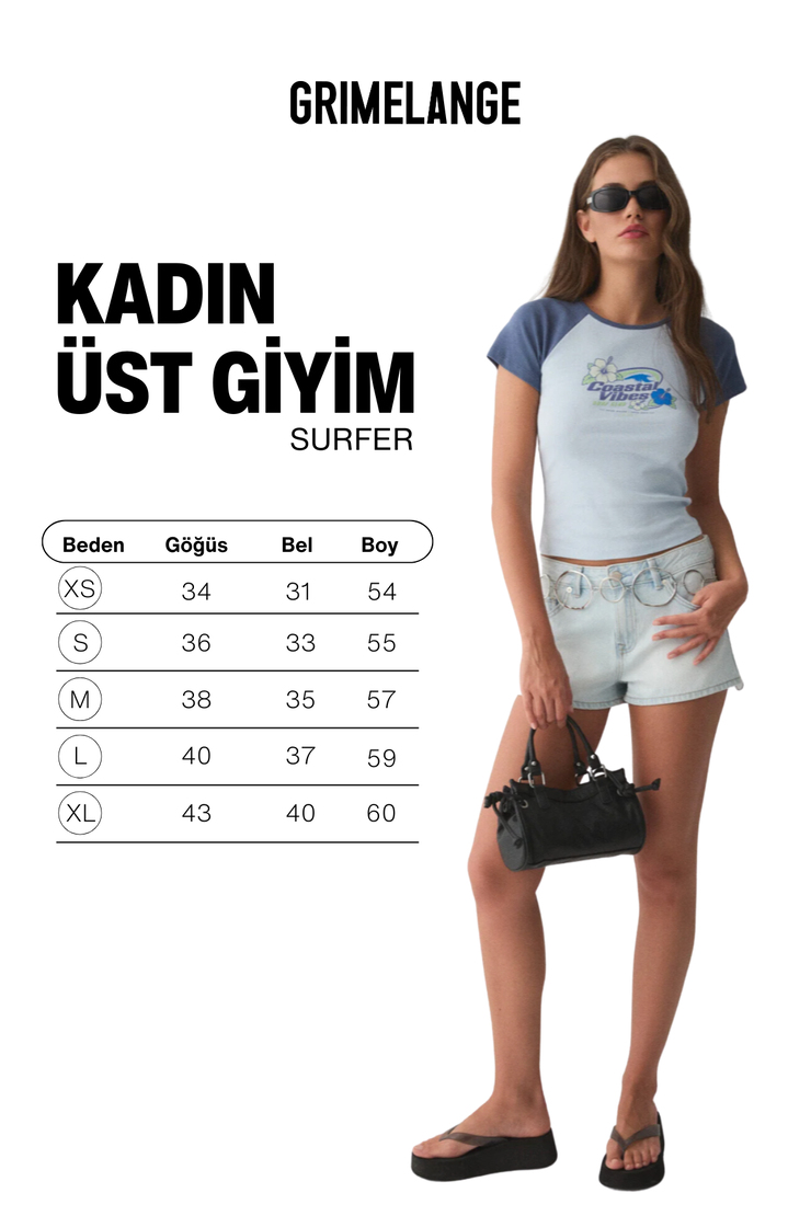 SURFER Kadın Yumuşak Ve Esnek Kumaşlı Kontrast Renkli Baskı Detaylı Mavi-Lacivert T-Shirt