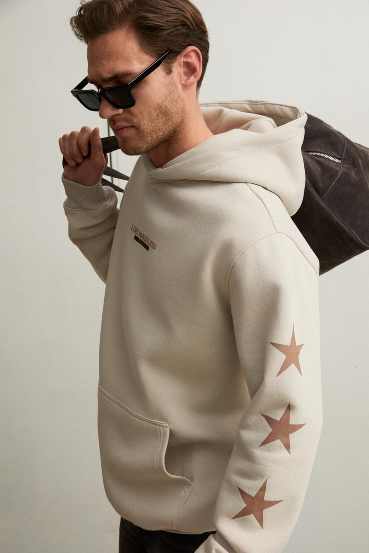 TUXON Erkek Yumuşacık İçi Polarlı Baskı Detaylı Kangru Cepli Regular Taş Rengi Sweatshirt