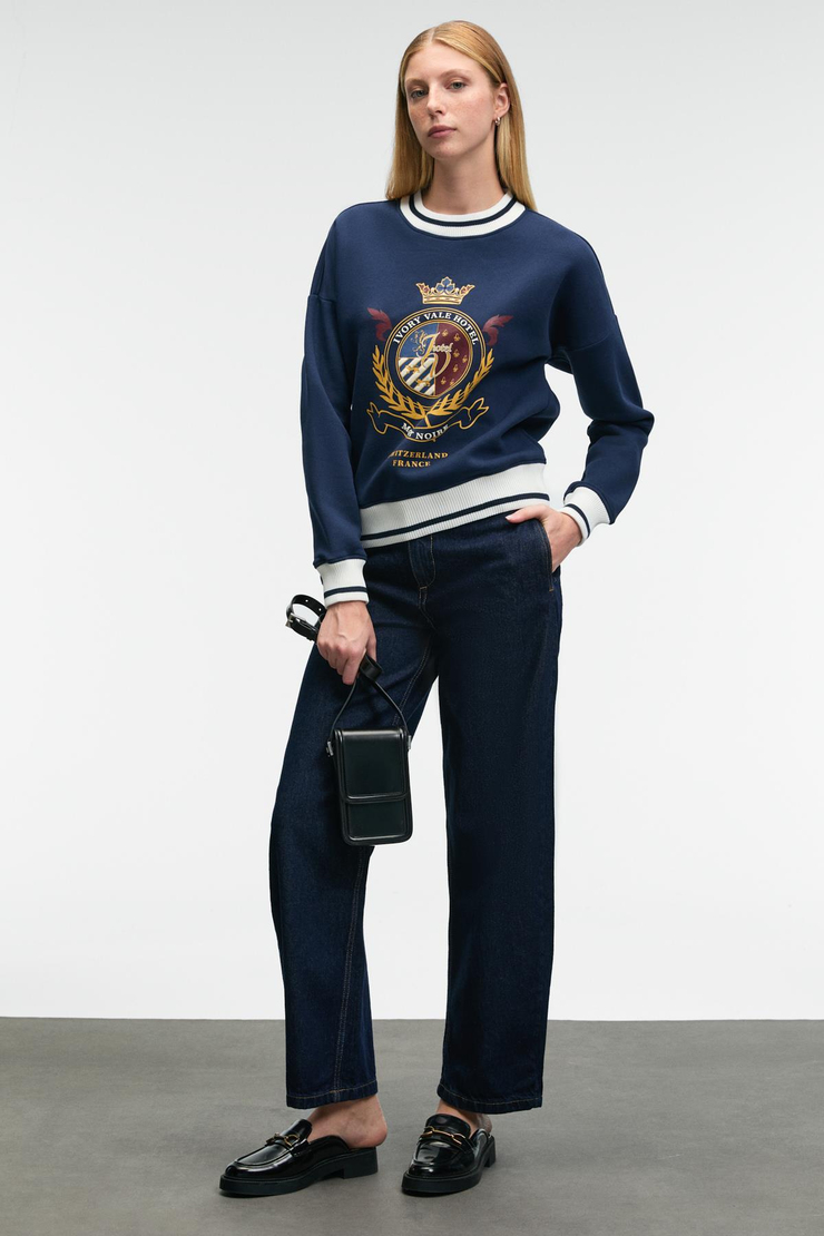 VALLUNE Kadın Kontrast Triko Etek Ucu Manşet Ve Yakalı Nakış Crop Lacivert Sweatshirt