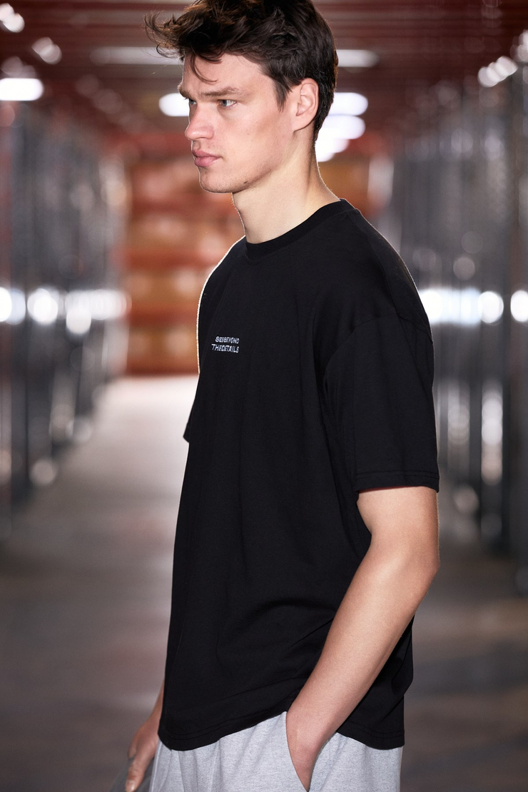 VITO Erkek %100 Organik Pamuklu Nakış Yazı Detaylı Oversize Bol Kesim Kısa Kollu Siyah T-Shirt