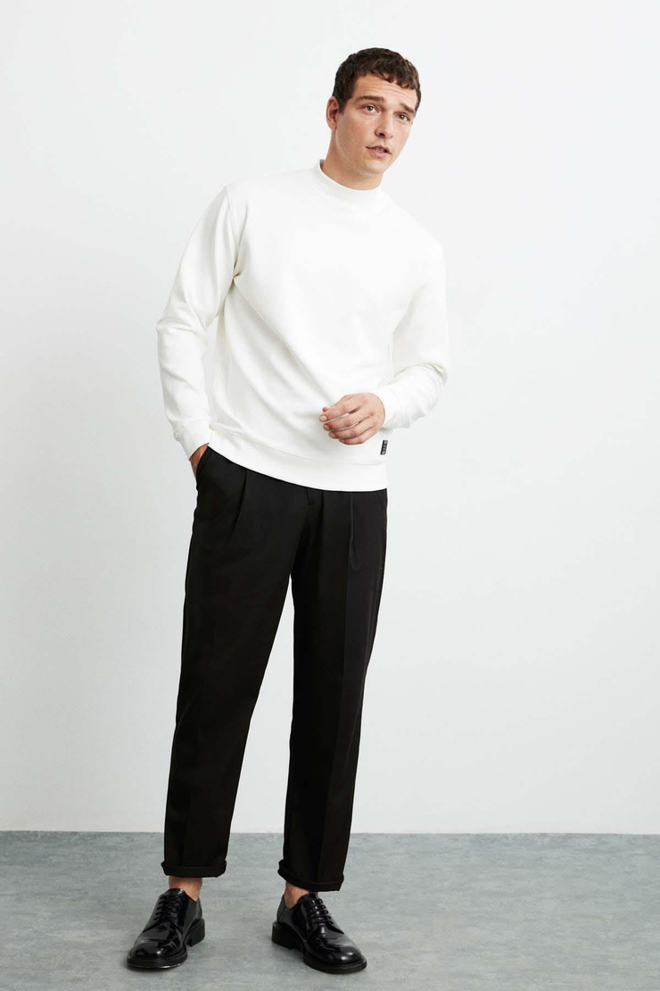 Watson Örme Regular Fit Düz Renk  Boğazlı Beyaz Sweatshirt