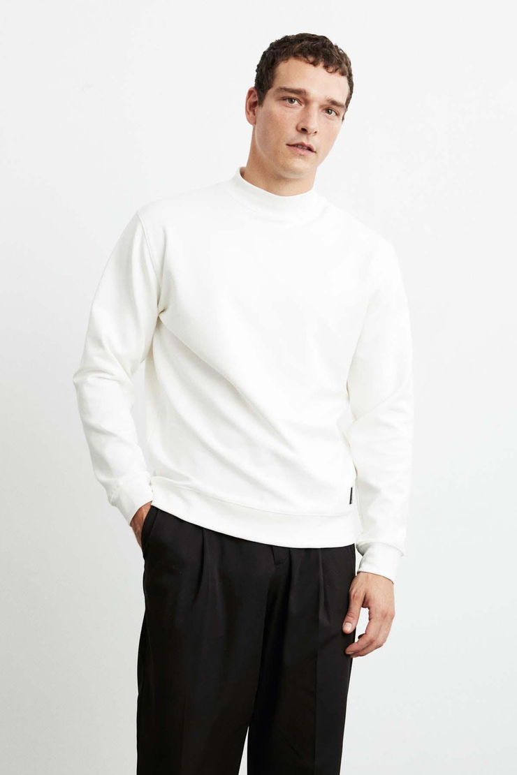 Watson Örme Regular Fit Düz Renk  Boğazlı Beyaz Sweatshirt