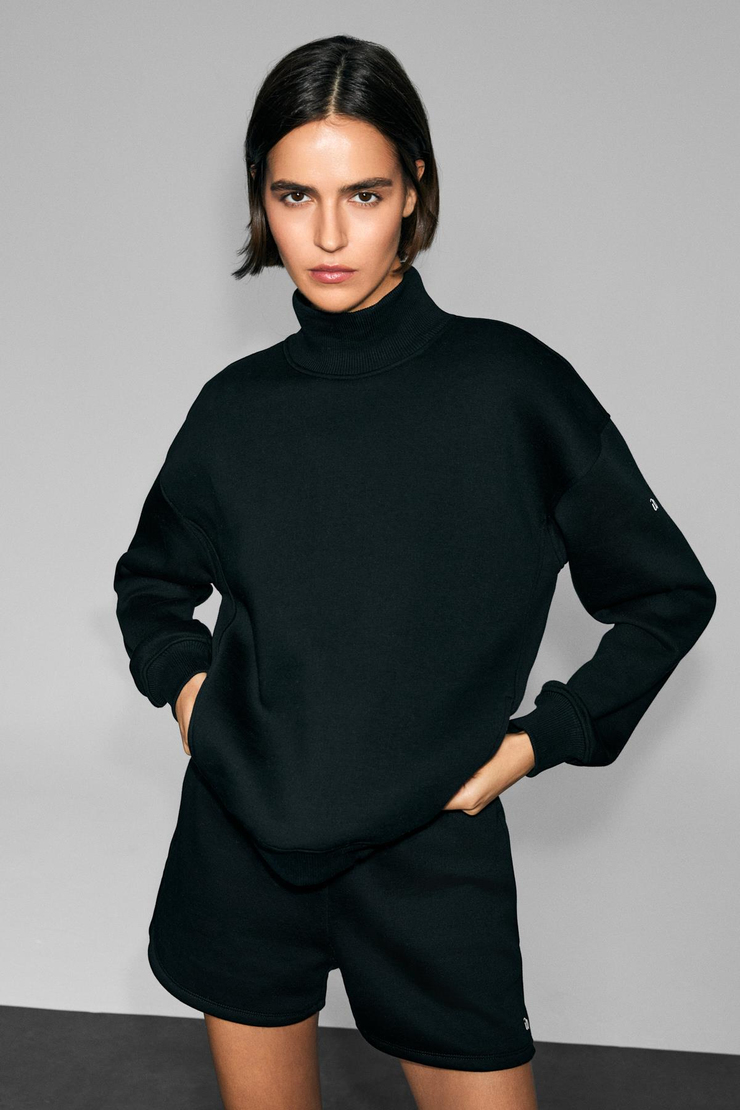 XENYA Kadın Polarlı Yumuşak Balıkçı Yakalı Baskı Detaylı Cepli Regular Siyah Sweatshirt