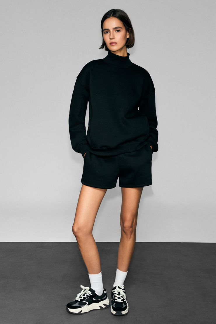 XENYA Kadın Polarlı Yumuşak Balıkçı Yakalı Baskı Detaylı Cepli Regular Siyah Sweatshirt