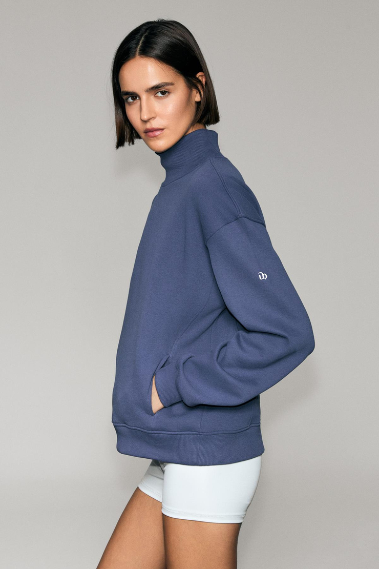 XENYA Kadın Polarlı Yumuşak Balıkçı Yakalı Baskı Detaylı Cepli Regular İndigo Sweatshirt