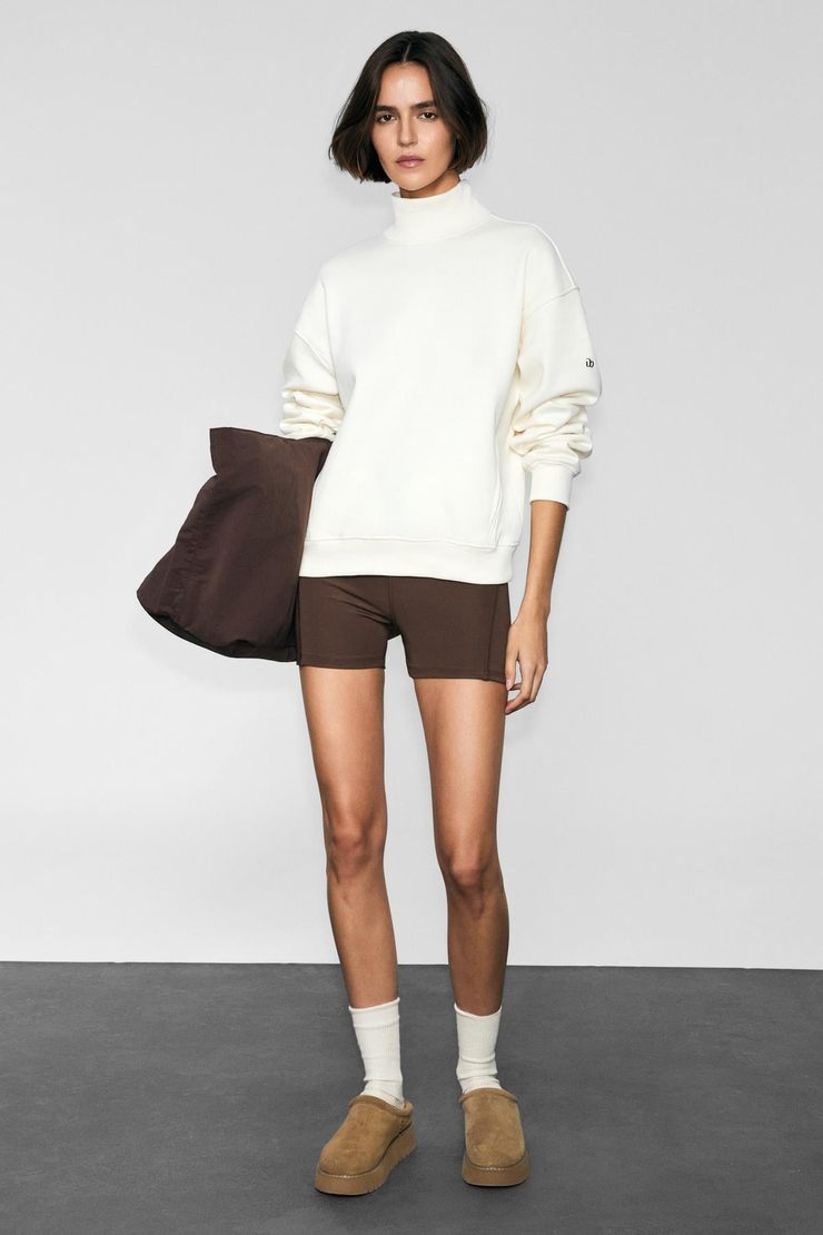 XENYA Kadın Polarlı Yumuşak Balıkçı Yakalı Baskı Detaylı Cepli Regular Ekru Sweatshirt