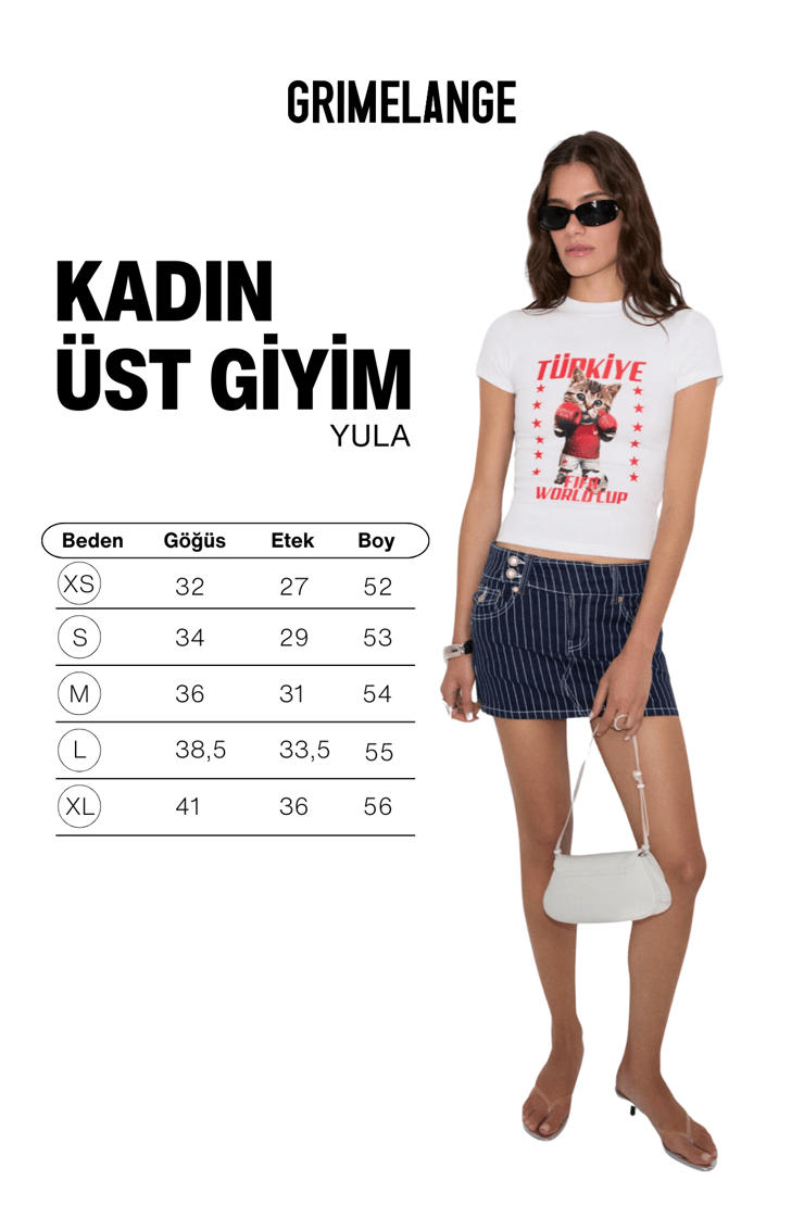 YULA Kadın Yumuşak Ve Esnek Kumaşlı Organik Pamuklu Dünya Kupasına Özel Baskılı Beyaz T-Shirt