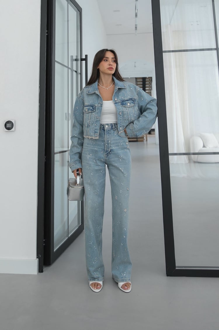 Açık Mavi Taşlı Yırtık Detaylı Denim Takım
