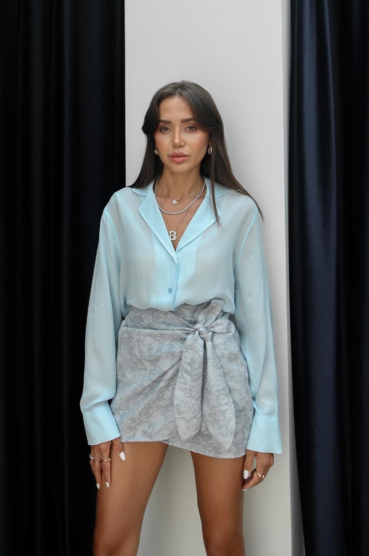 Bebe Mavisi Serene Hafif Transparan Gömlek