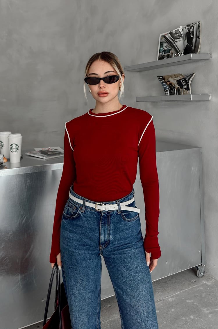 Bordo Şerit Detaylı Parmak Geçmeli Bluz