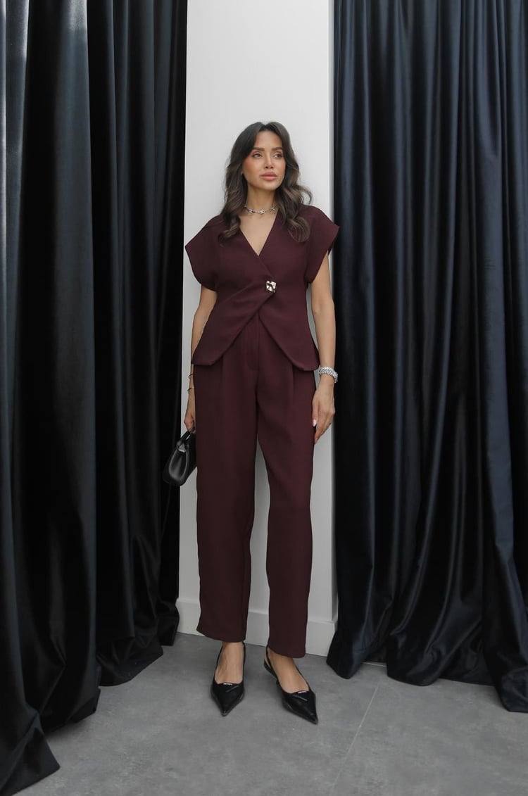 Bordo V Yaka Gold Düğmeli Bluz Pantolon Takım