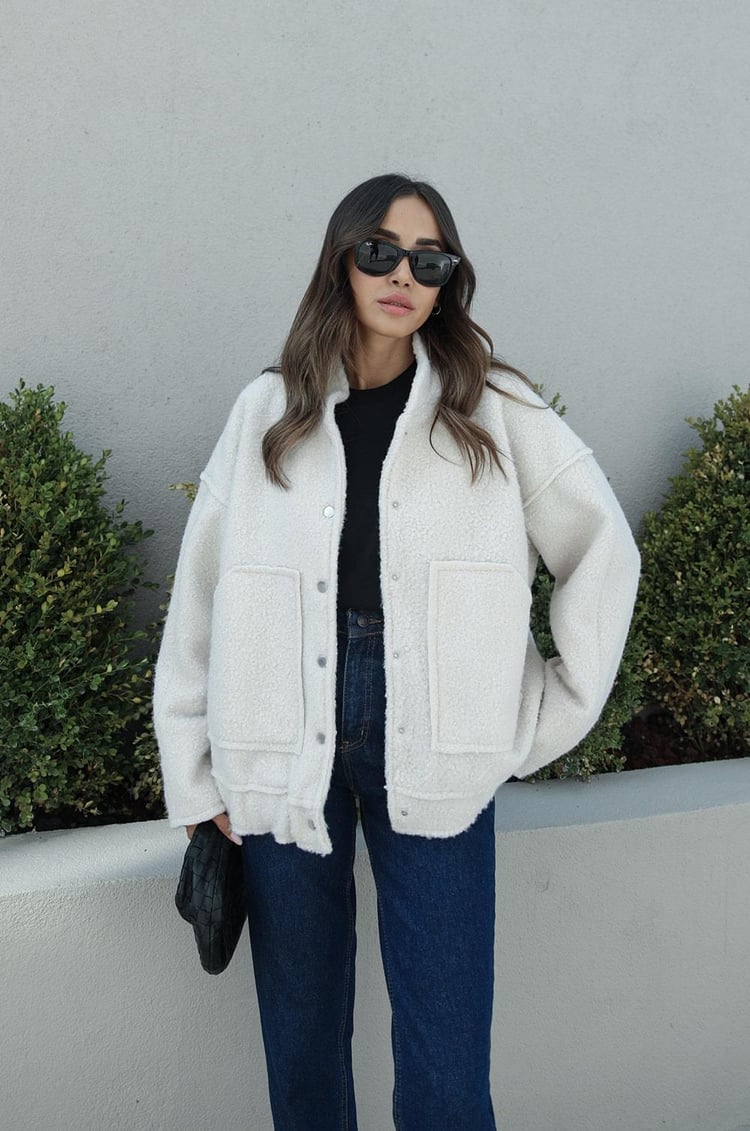 Ekru Büyük Cepli Buklet Bomber Ceket