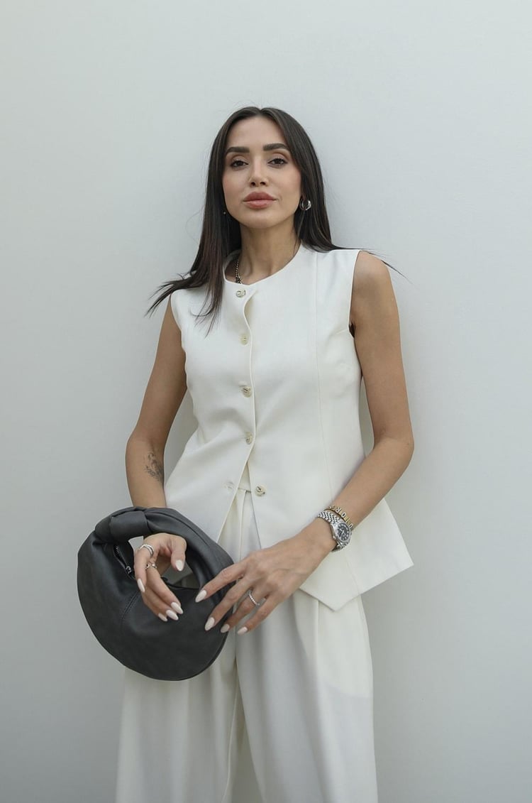 Ekru Carine Yelek