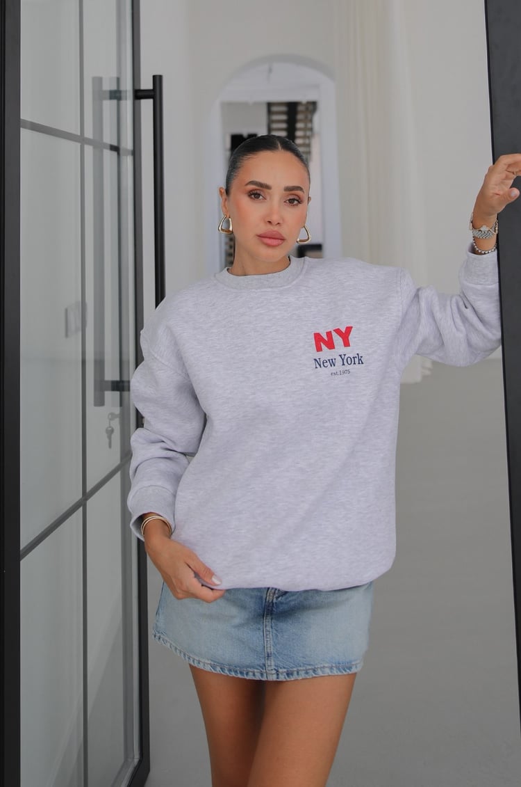 Gri New York Baskılı Sweatshirt