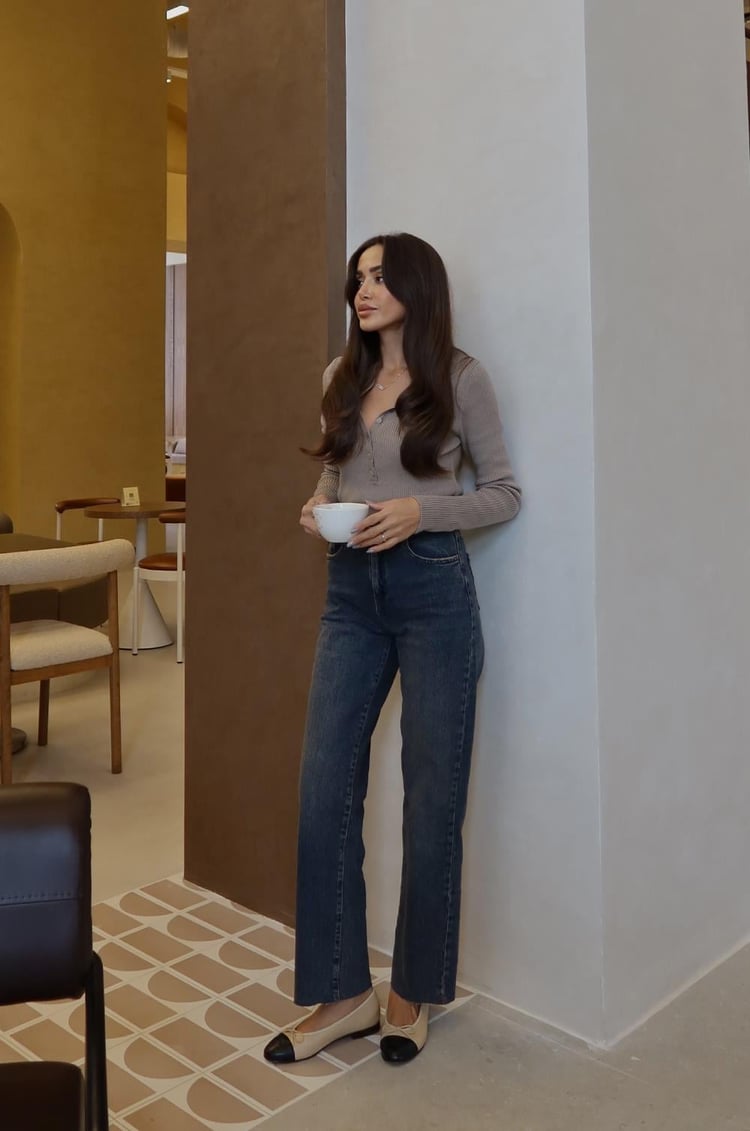 Mavi Paça Kesimli Kemerli Jean