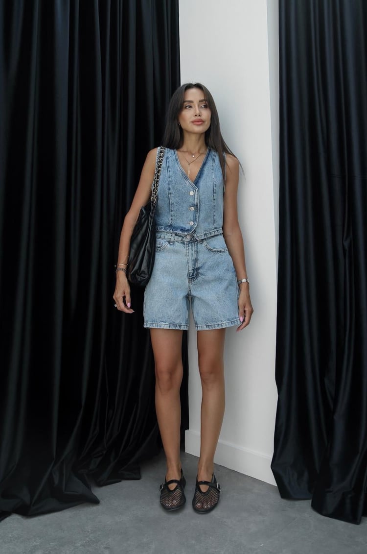 Mavi Yıkamalı Denim Yelek Şort Takım