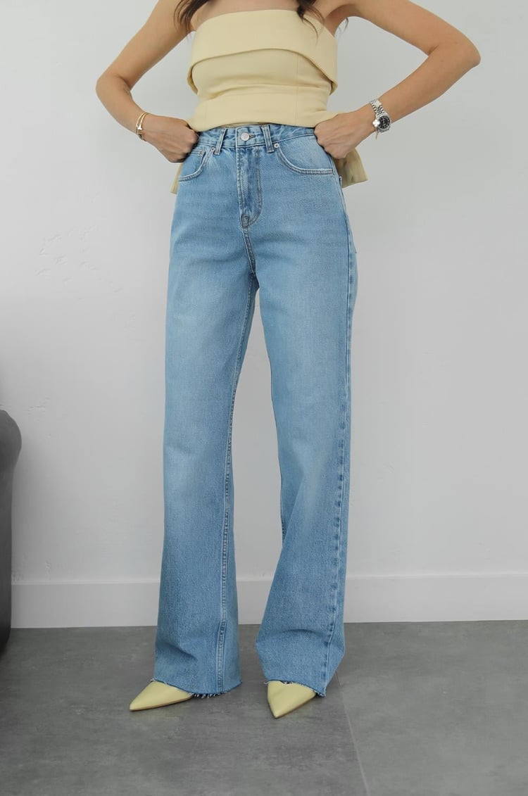 Mavi Yıkamalı Wide Leg Jean