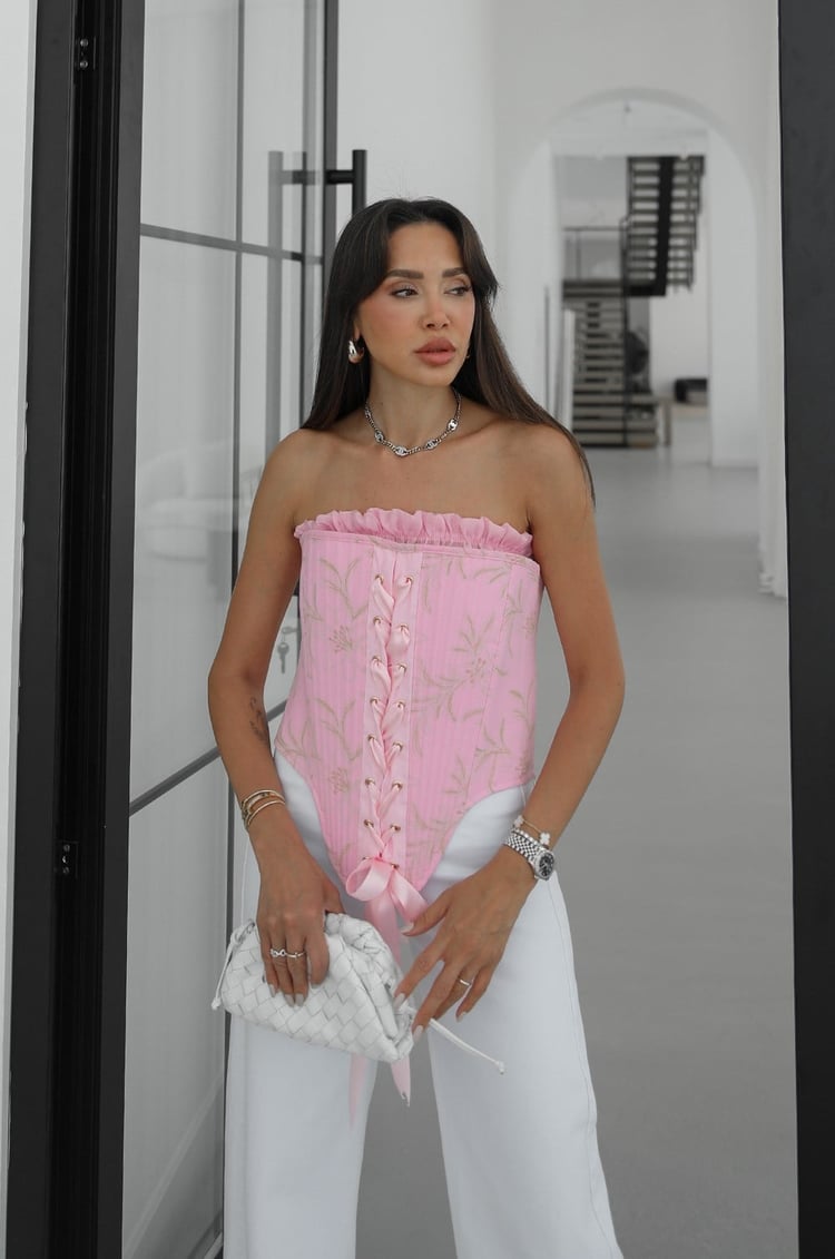 Pembe Kurdele Detaylı Desenli Korse Bluz