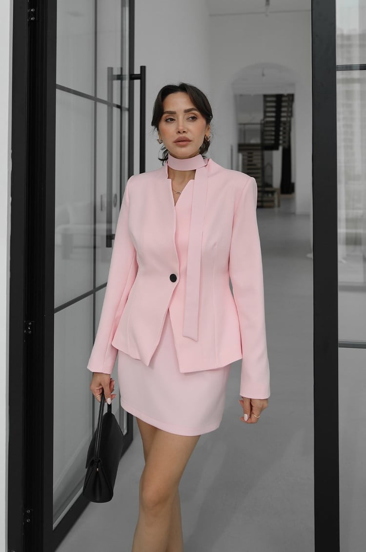 Pembe Micah Kuşak Detaylı Ceket Etek Takım