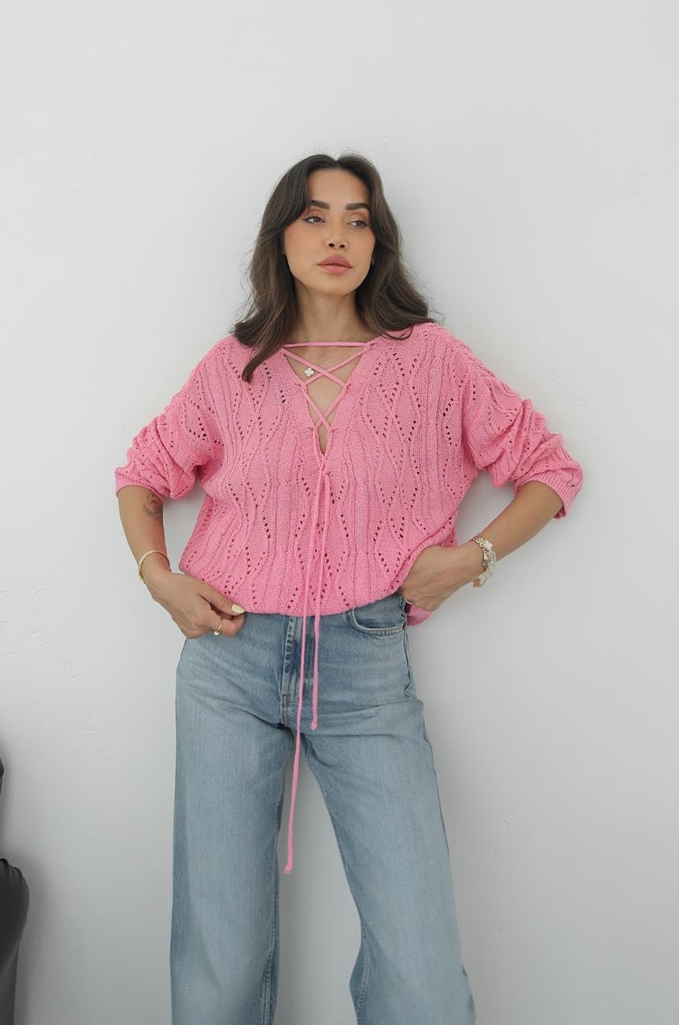 Pembe Yakası Bağlamalı Triko
