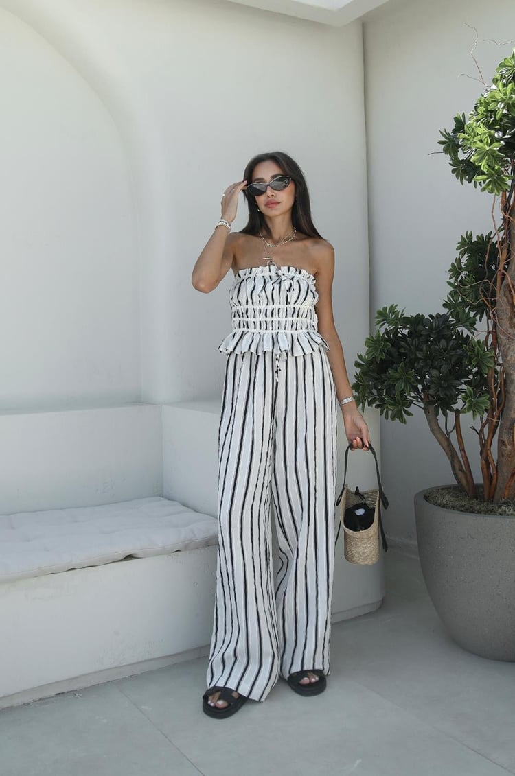 Siyah Çizgili Vanessa Takım