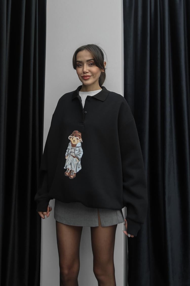 Siyah Şapkalı Teddy Baskılı Sweatshirt