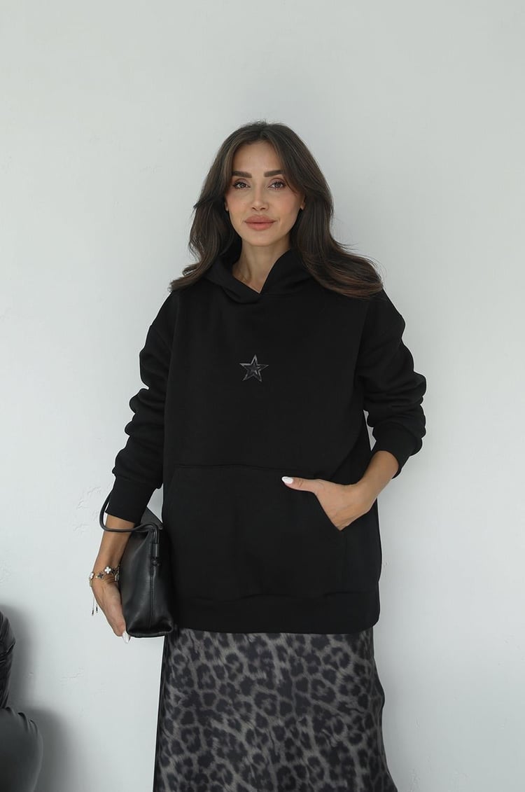 Siyah Yıldız İşlemeli Sweatshirt