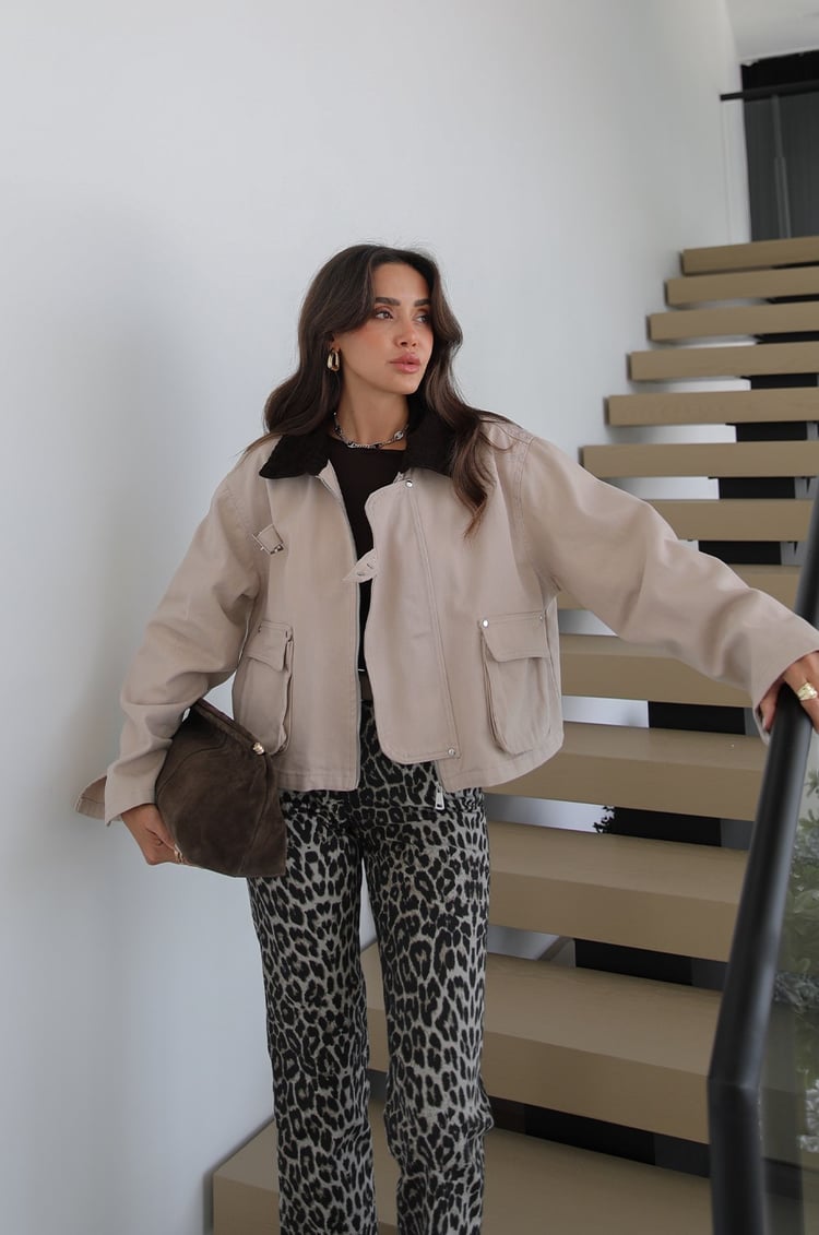 Taş Rengi Önü Apolet Detaylı Denim Ceket