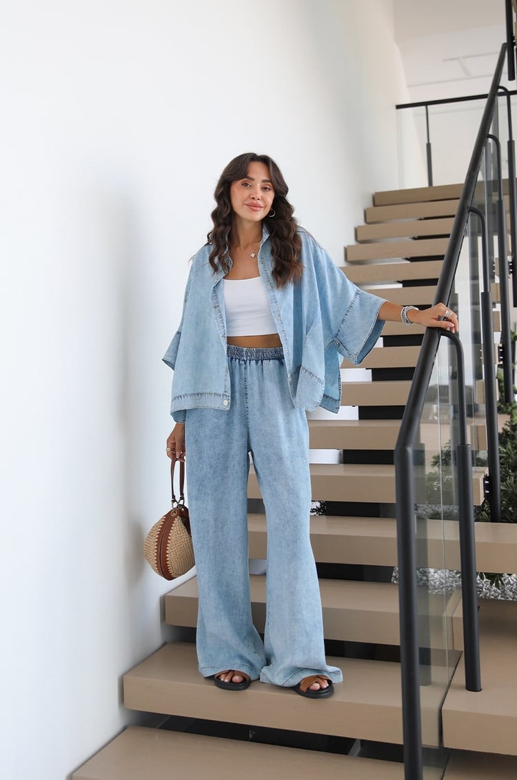 Açık Mavi Yıkamalı Gömlek Pantolon Denim Takım 