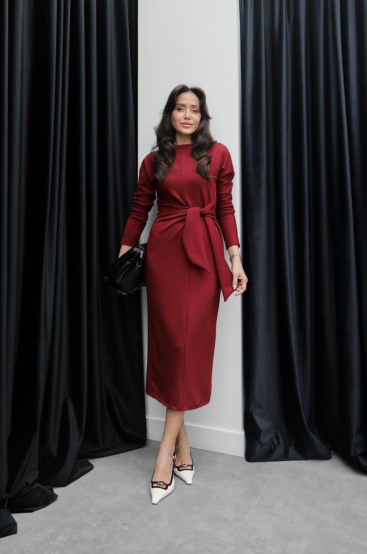 Bordo Star Önü Bağlamalı Elbise