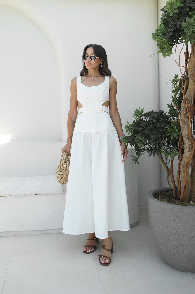 Ekru Arkası Bağlamalı Dekolteli Elbise