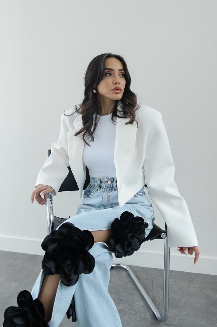 Ekru Vatkalı Crop Blazer Ceket