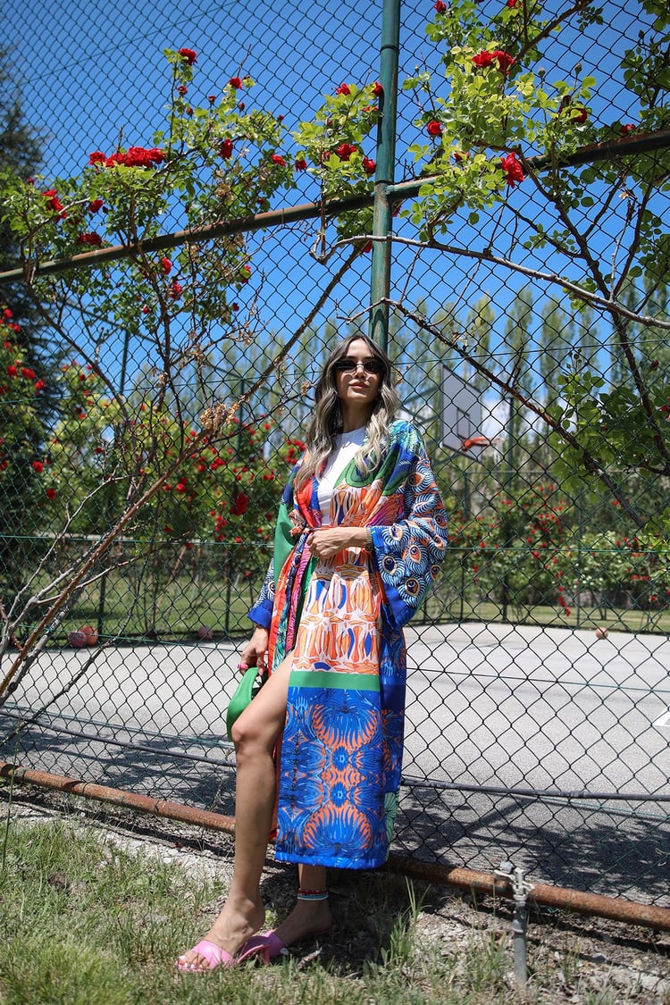 Etamin Desenli Kuşaklı Kimono