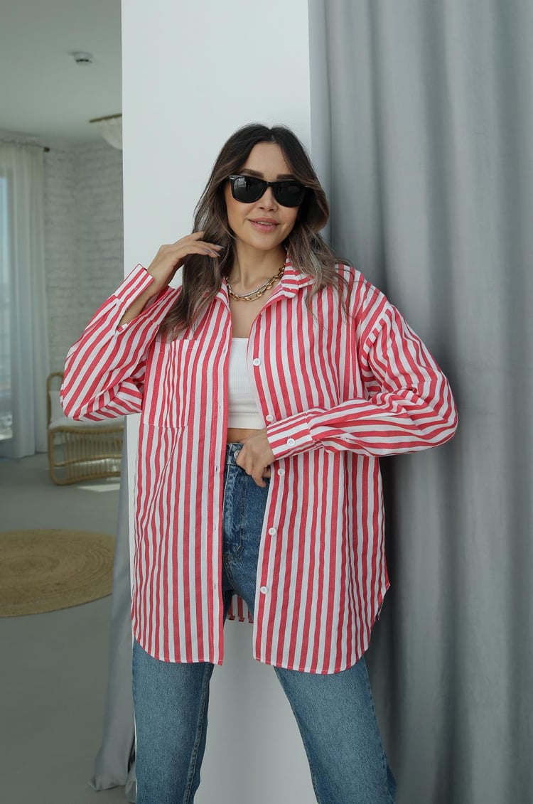 Kırmızı Çizgili Tek Cepli Gömlek