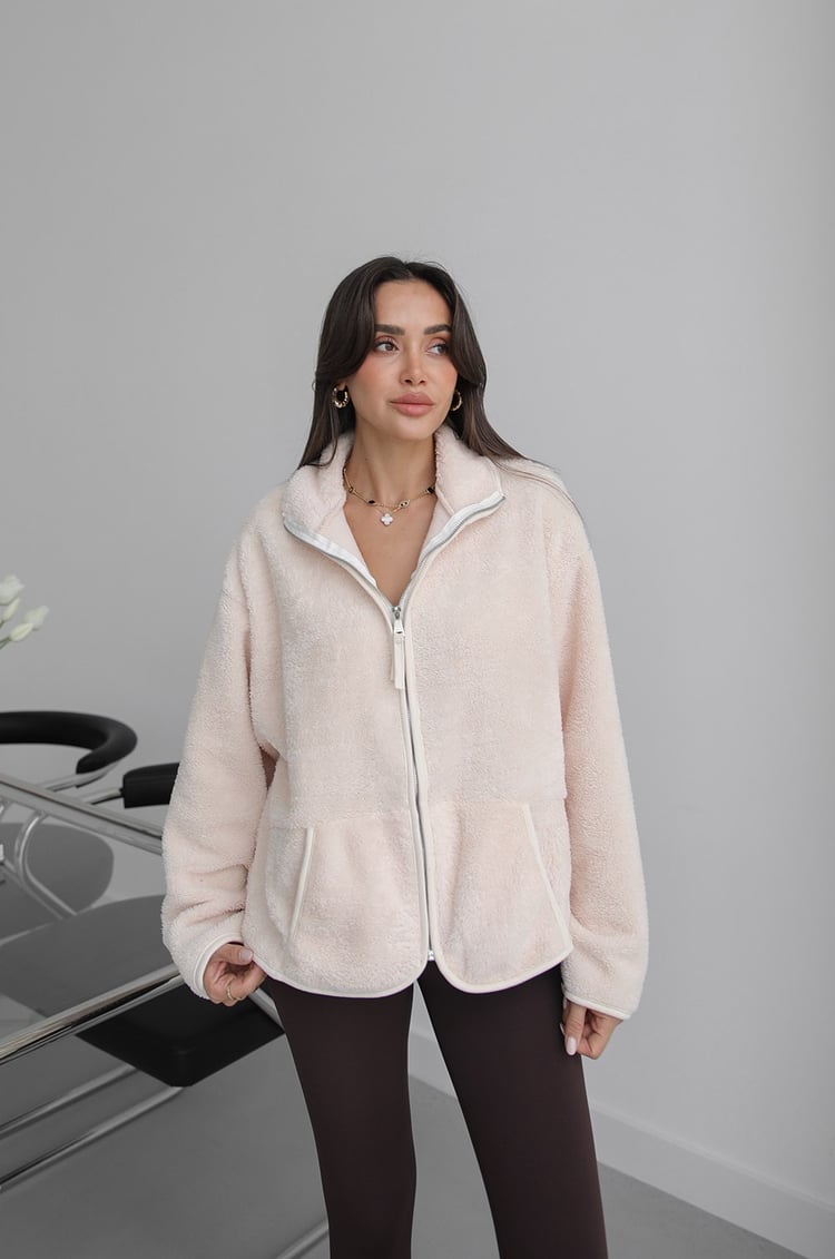 Krem Rengi Fermuarlı Polar Ceket