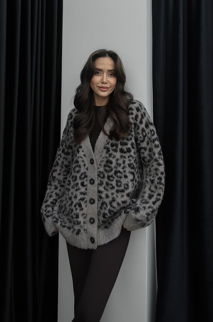 Leopar Şardonlu Düğmeli Hırka